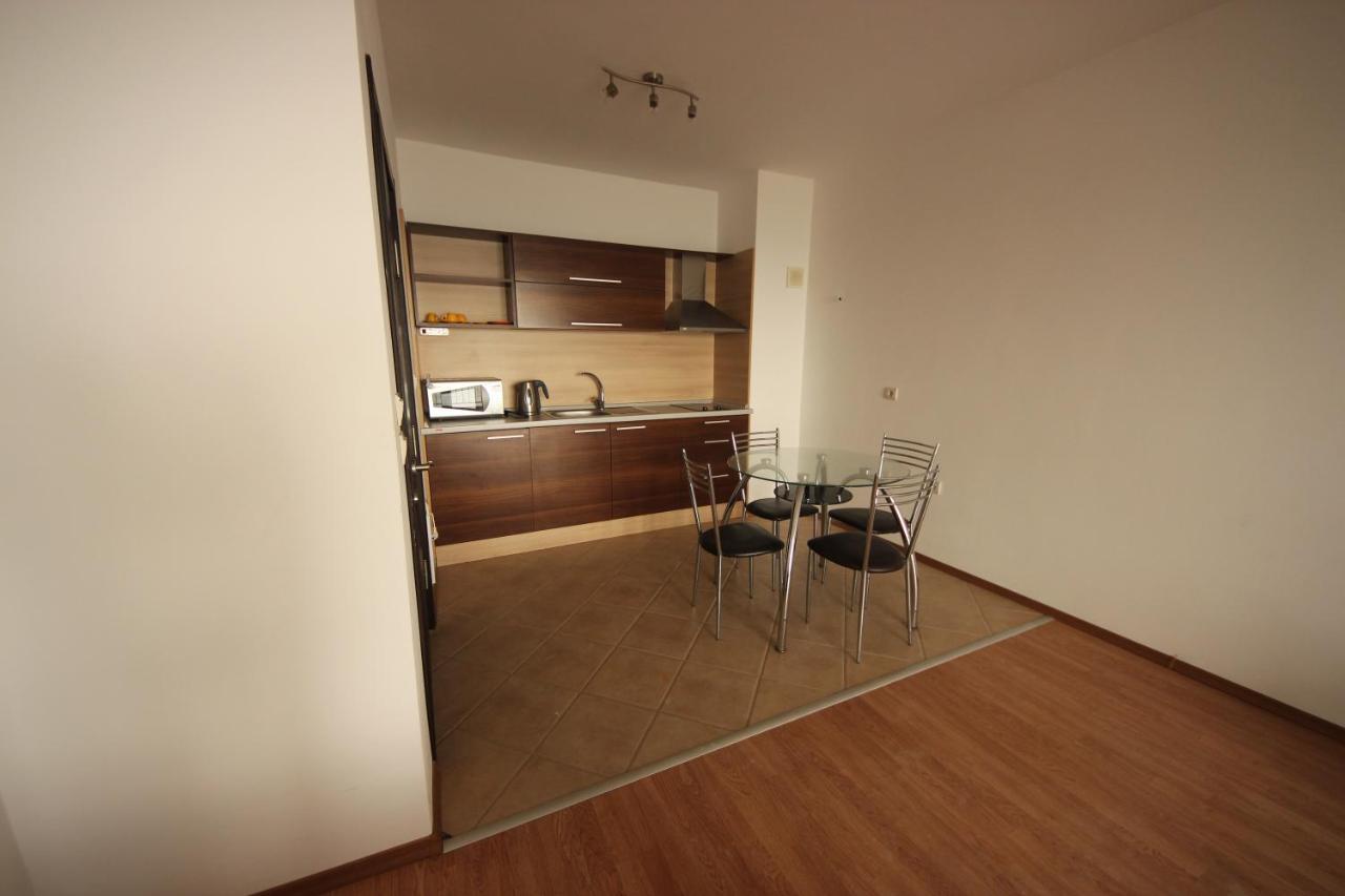 Menada Rocamar Apartments Zarewo Exterior foto